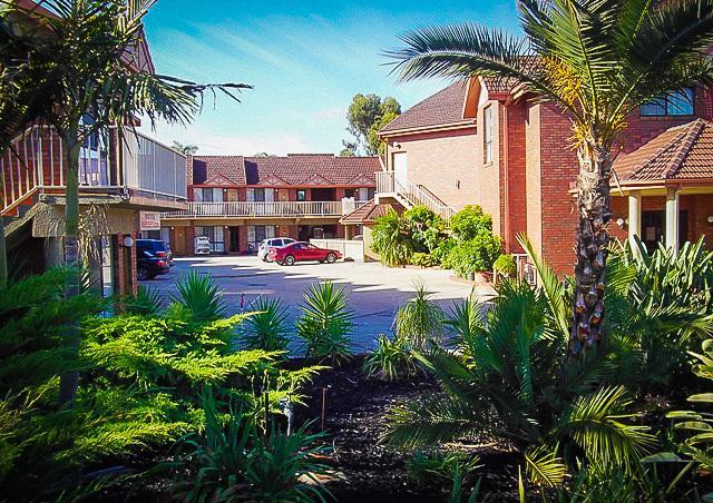 Monte Villa Motor Inn Melbourne Exterior photo